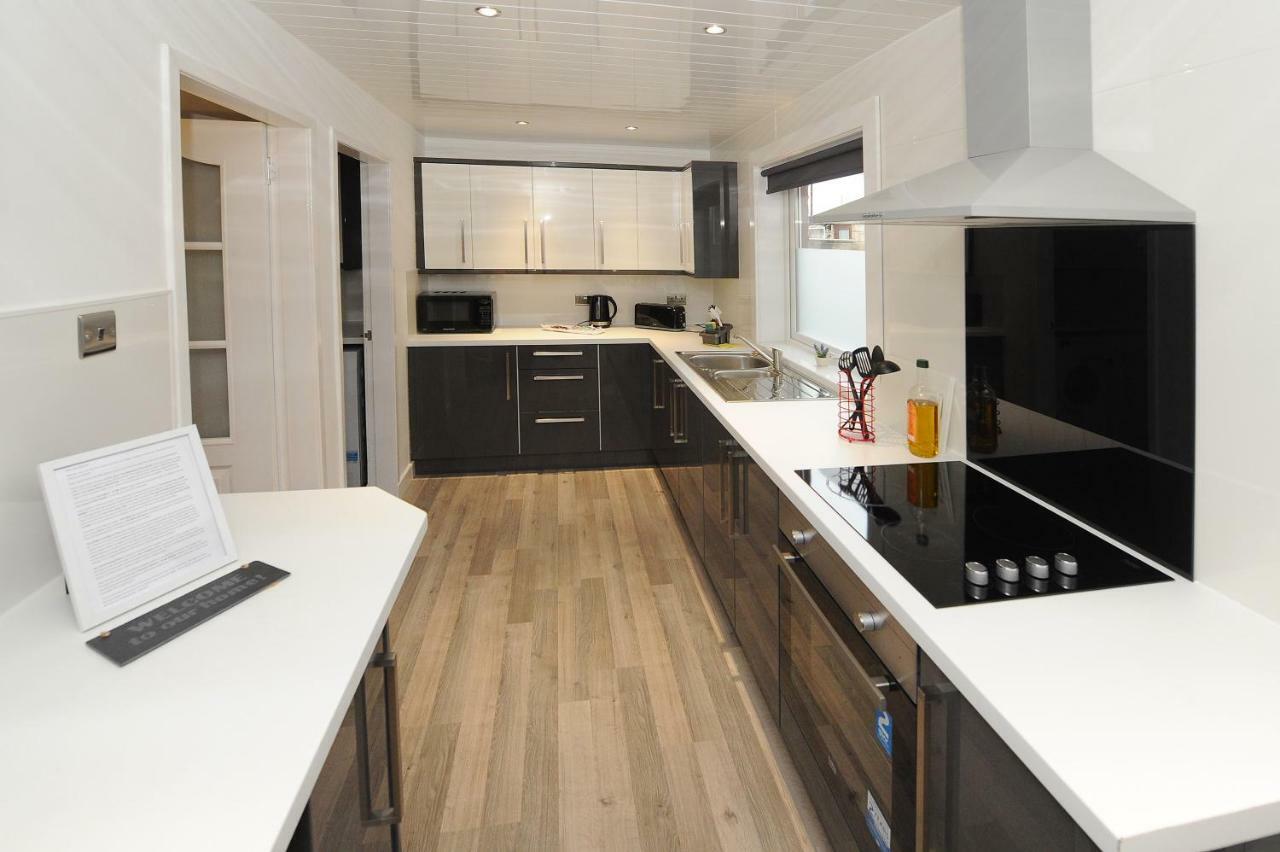 Three Bedroom Spacious House Stirling Esterno foto