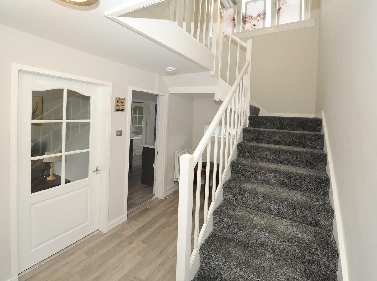 Three Bedroom Spacious House Stirling Esterno foto